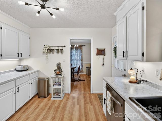 119 Cliffwood Circle, Mooresville, NC 28115