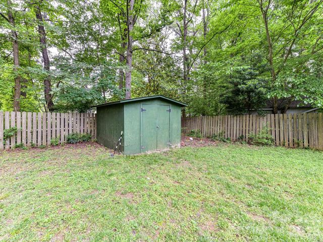 119 Cliffwood Circle, Mooresville, NC 28115