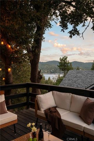 28824 Zion Drive, Lake Arrowhead, CA 92352