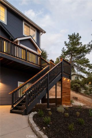 28824 Zion Drive, Lake Arrowhead, CA 92352