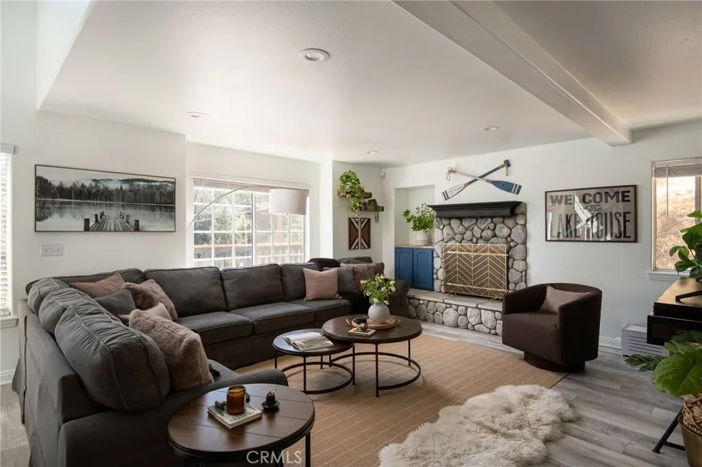 28824 Zion Drive, Lake Arrowhead, CA 92352
