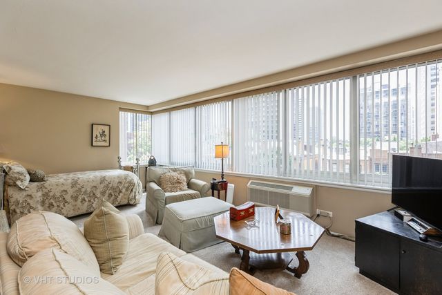 1440 N Lake Shore Drive 6F, Chicago, IL 60610