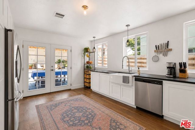 4121 Shelburn Court, Los Angeles, CA 90065
