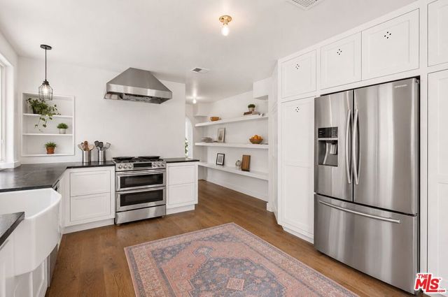 4121 Shelburn Court, Los Angeles, CA 90065