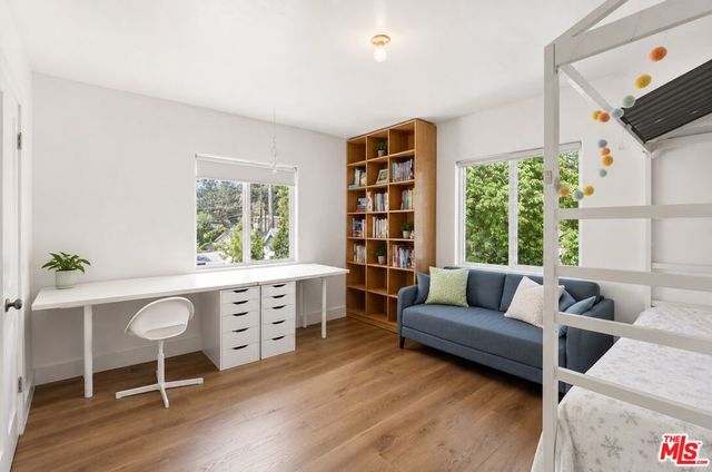 4121 Shelburn Court, Los Angeles, CA 90065