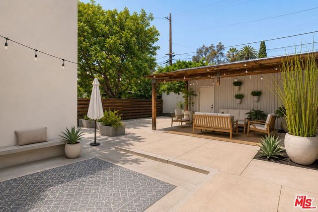 4121 Shelburn Court, Los Angeles, CA 90065