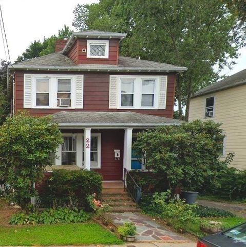 22 Cresthill Rd 22, Boston, MA 02135