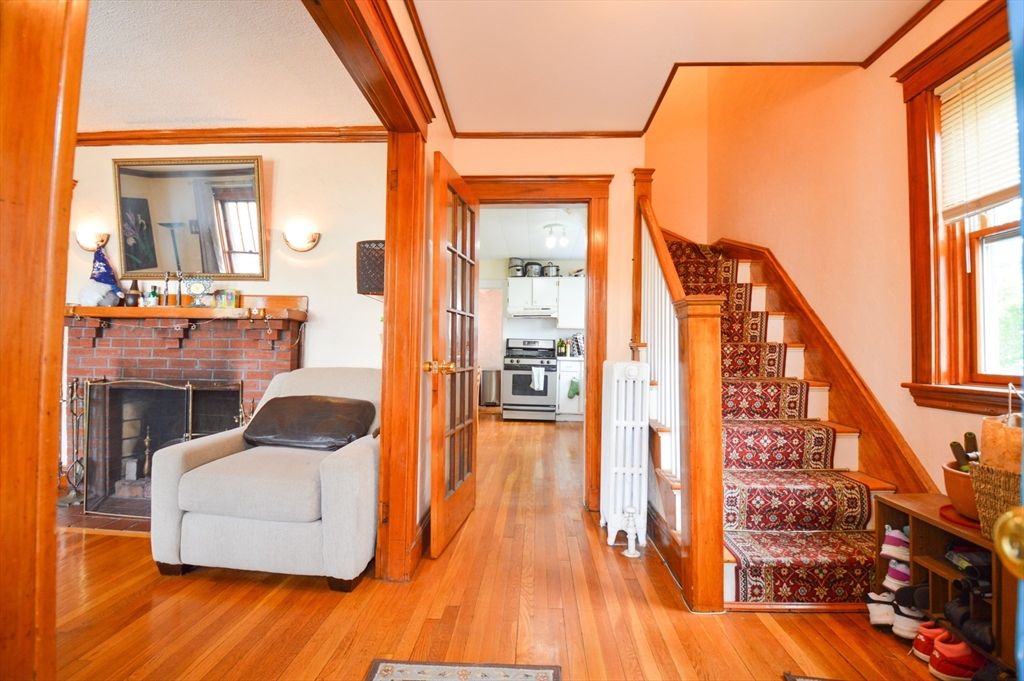 22 Cresthill Rd 22, Boston, MA 02135