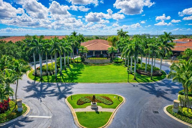386 Prestwick Circle 3, Palm Beach Gardens, FL 33418