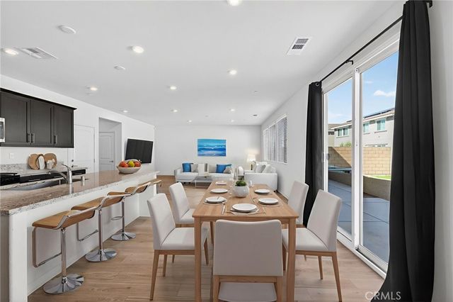 694 Dahlia, San Jacinto, CA 92583