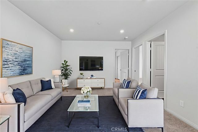 694 Dahlia, San Jacinto, CA 92583