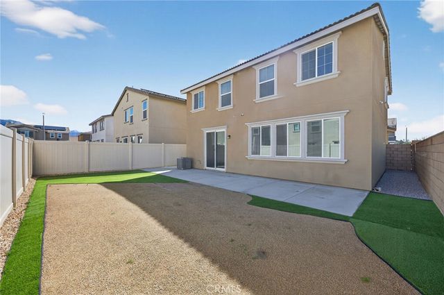 694 Dahlia, San Jacinto, CA 92583