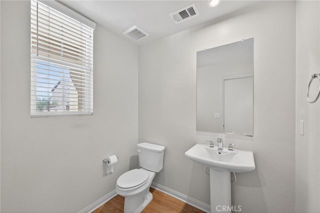 694 Dahlia, San Jacinto, CA 92583