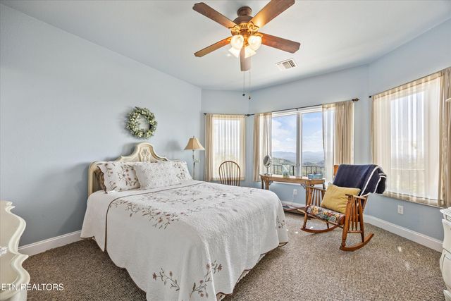 330 Laurel Mtn Rd, Madisonville, TN 37354