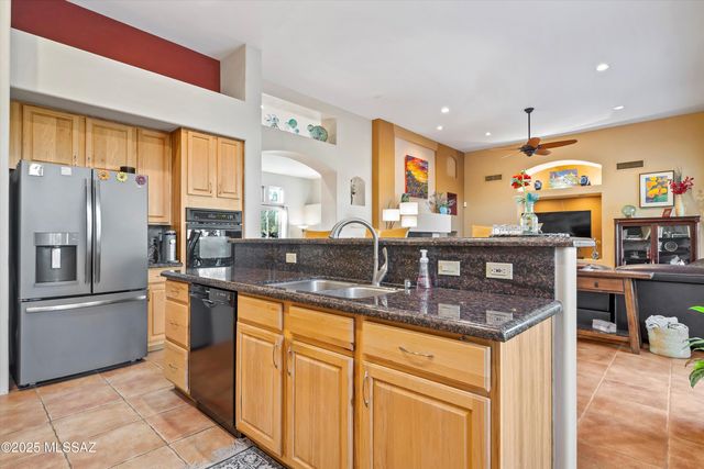 3250 W Placita Lechuzita, Tucson, AZ 85742