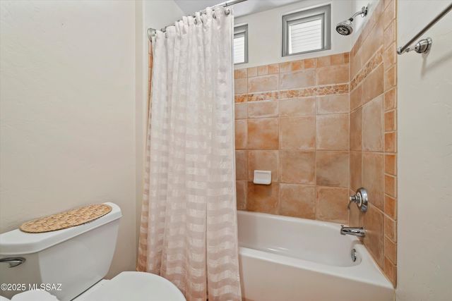 3250 W Placita Lechuzita, Tucson, AZ 85742