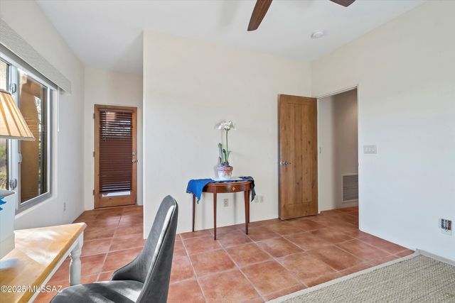 3250 W Placita Lechuzita, Tucson, AZ 85742