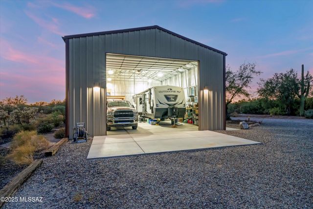 3250 W Placita Lechuzita, Tucson, AZ 85742