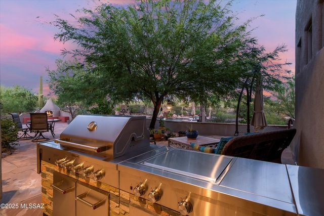 3250 W Placita Lechuzita, Tucson, AZ 85742