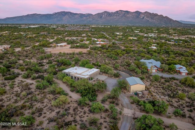 3250 W Placita Lechuzita, Tucson, AZ 85742