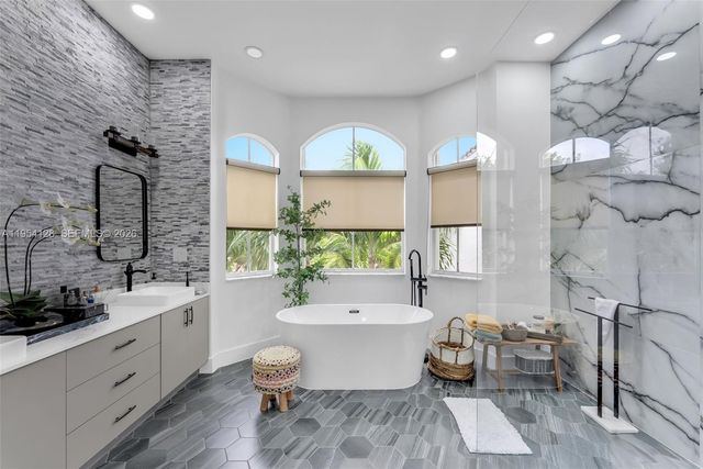 5262 SW 158th Ave, Miramar, FL 33027