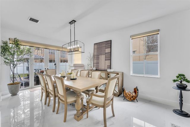 5262 SW 158th Ave, Miramar, FL 33027