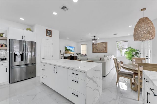 5262 SW 158th Ave, Miramar, FL 33027