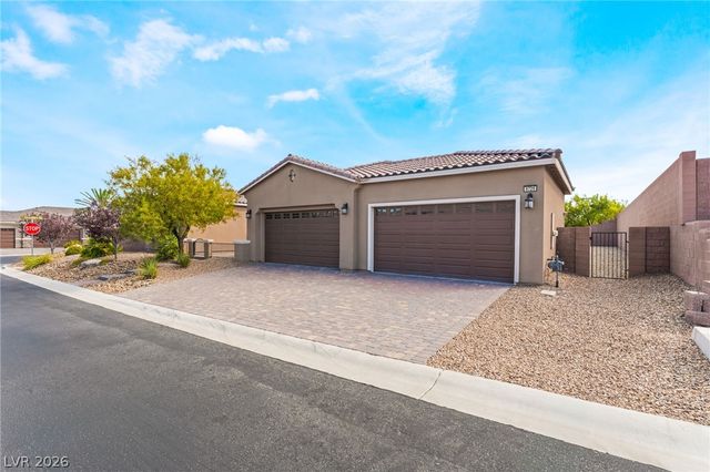 9729 Rock Partridge Court, Las Vegas, NV 89149