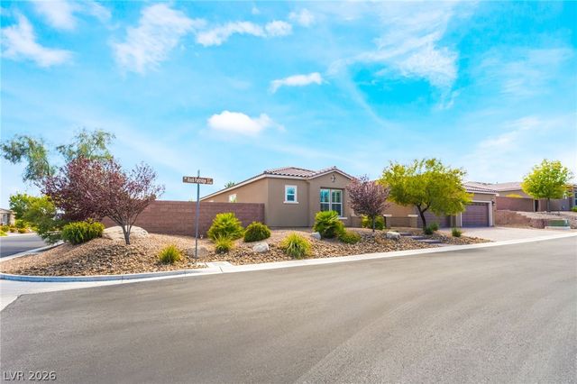 9729 Rock Partridge Court, Las Vegas, NV 89149