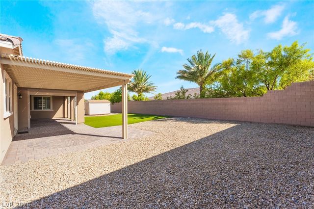 9729 Rock Partridge Court, Las Vegas, NV 89149