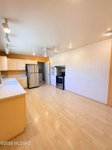 6120 E 5th St Unit A116, Tucson, AZ 85711