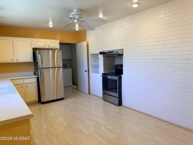 6120 E 5th St Unit A116, Tucson, AZ 85711