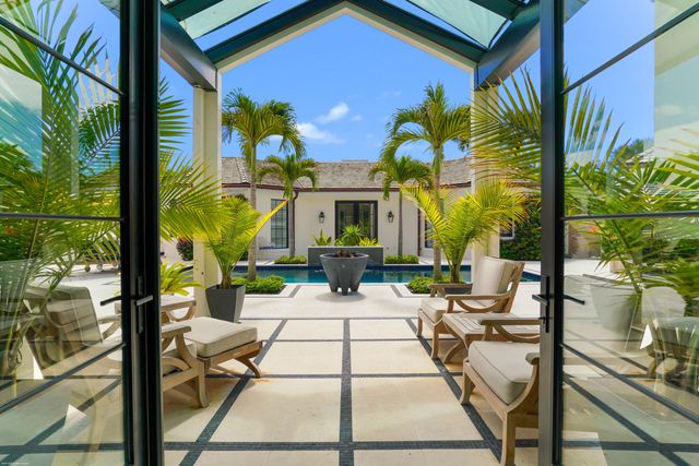 55 Links Road, Jupiter Island, FL 33455