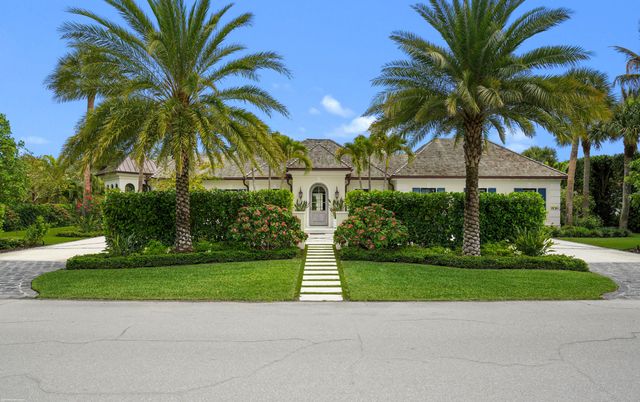 55 Links Road, Jupiter Island, FL 33455
