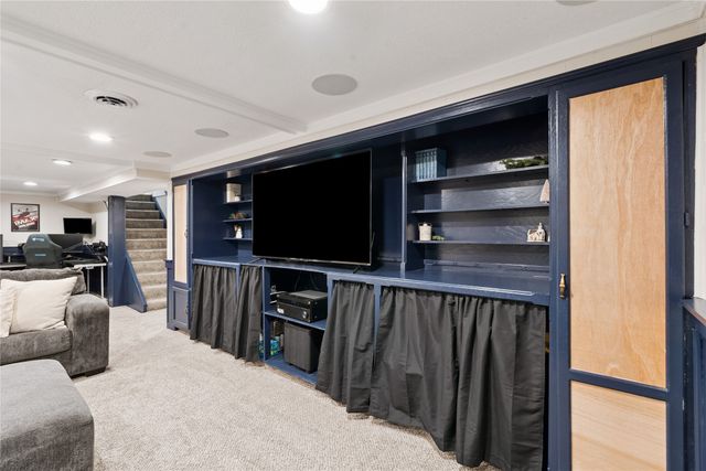 118 SW Arlan Drive, Ankeny, IA 50023