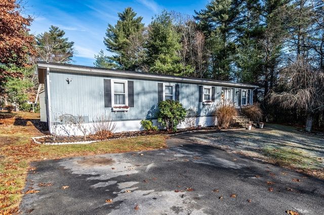 1 Oldfield Drive, Kingston, MA 02364