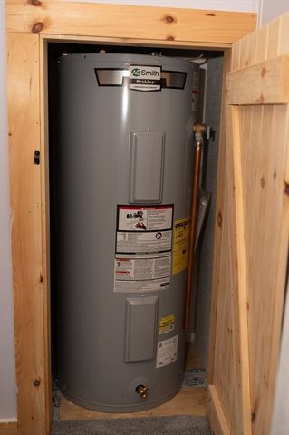 1 Oldfield Drive, Kingston, MA 02364