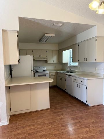 3401 NE 42 PLACE, Ocala, FL 34479