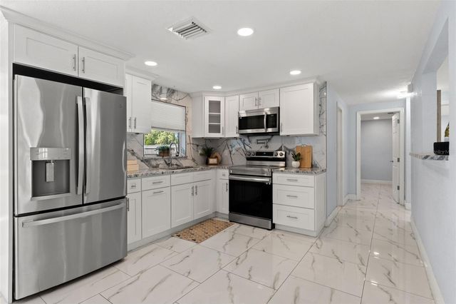 1415 BRIXTON LANE, Holiday, FL 34691