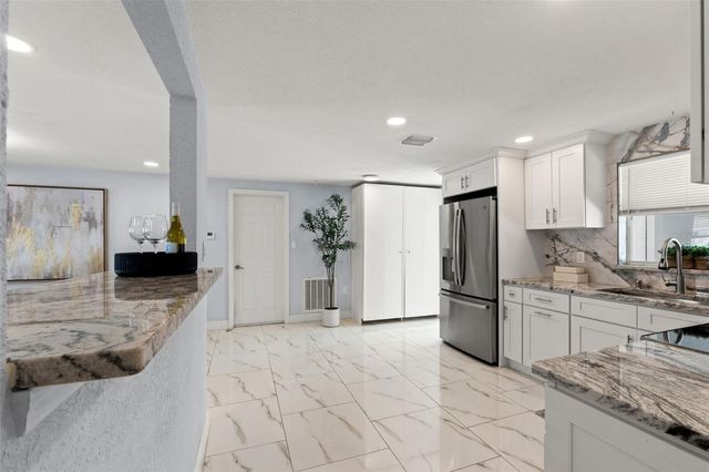 1415 BRIXTON LANE, Holiday, FL 34691