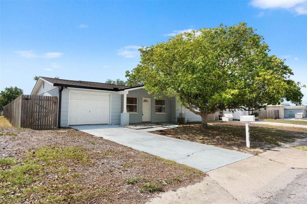 1415 BRIXTON LANE, Holiday, FL 34691