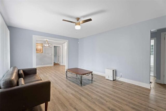 1621 N Columbia Place N, Decatur, GA 30032