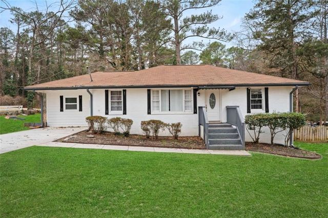 1621 N Columbia Place N, Decatur, GA 30032