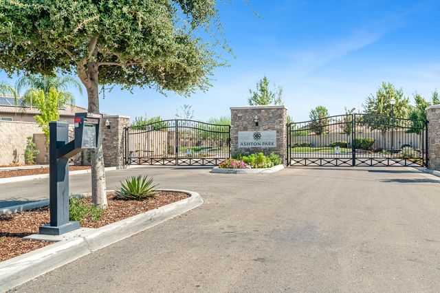 3238 N Rova Court, Visalia, CA 93291