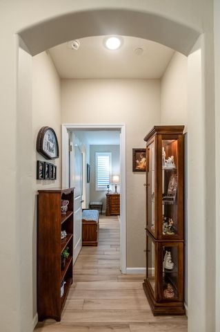 3238 N Rova Court, Visalia, CA 93291