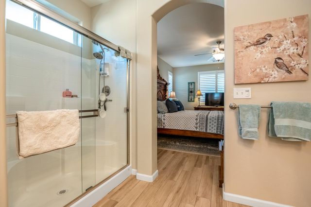 3238 N Rova Court, Visalia, CA 93291