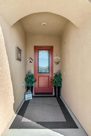 3238 N Rova Court, Visalia, CA 93291