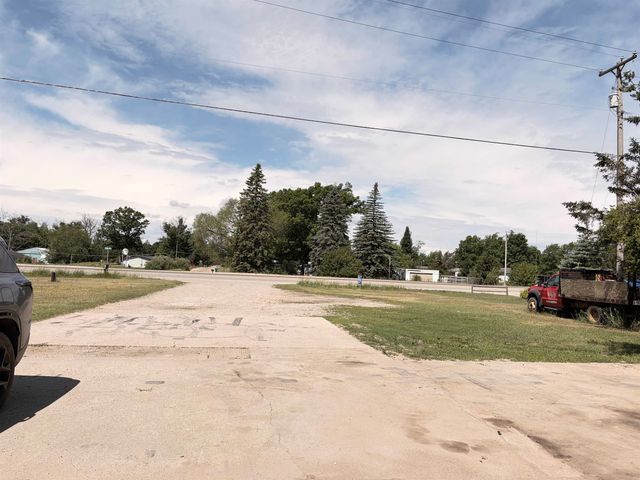 4792 N Clare Avenue, Harrison, MI 48625
