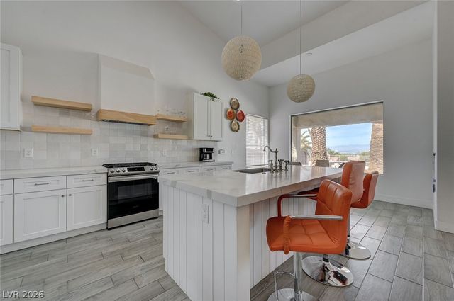 971 Temple View Drive, Las Vegas, NV 89110
