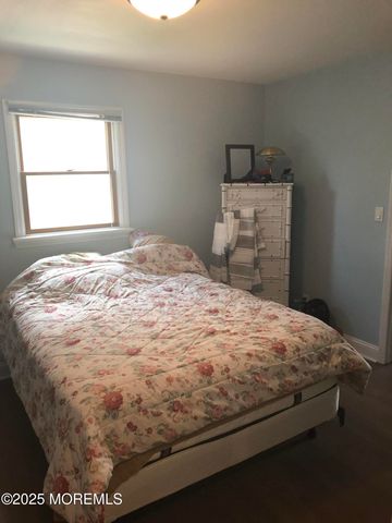 12 York Avenue, Spring Lake, NJ 07762